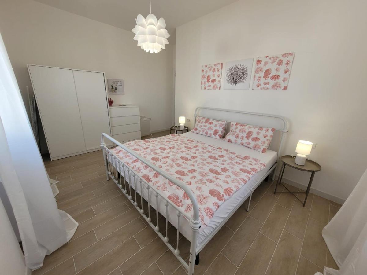 Appartamento Demetrio 50M Mare & Shopping Lido Marini Luaran gambar