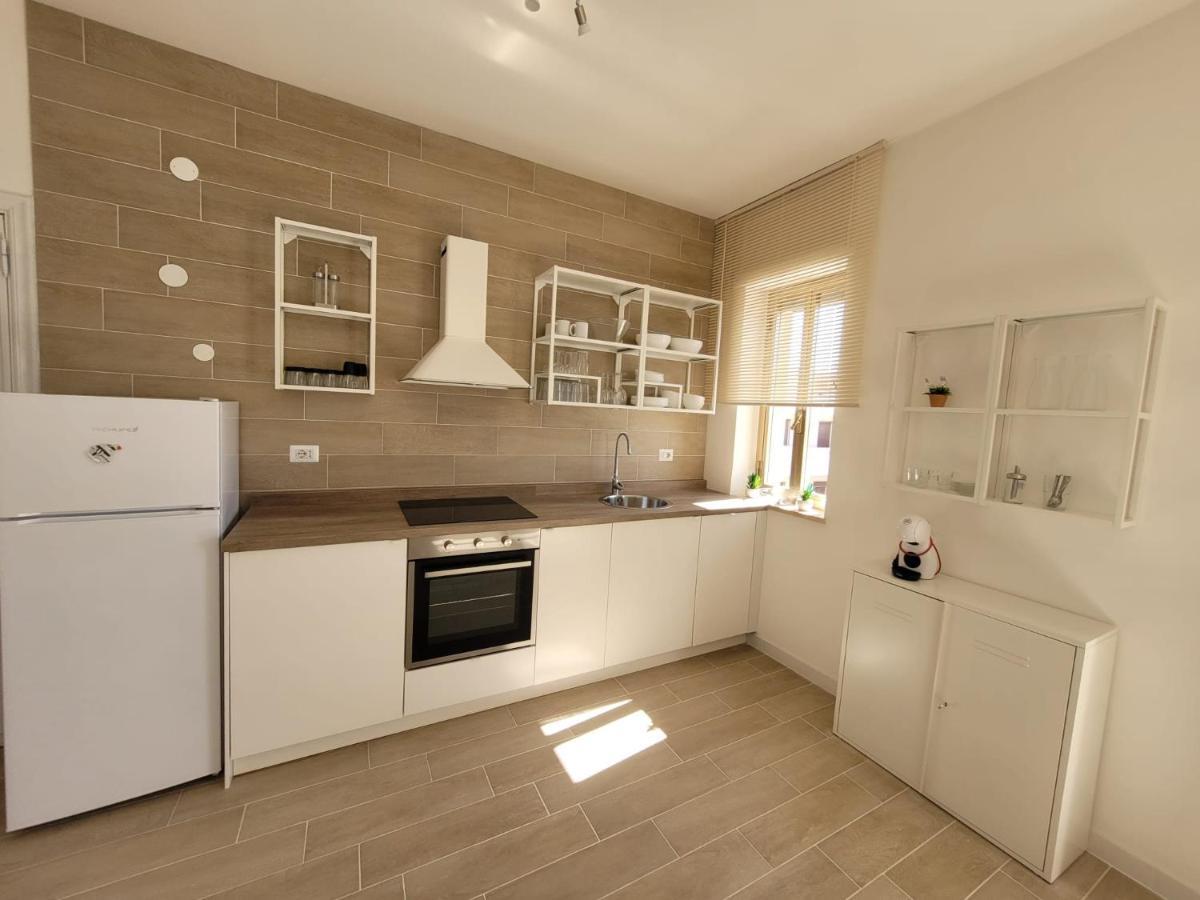 Appartamento Demetrio 50M Mare & Shopping Lido Marini Luaran gambar